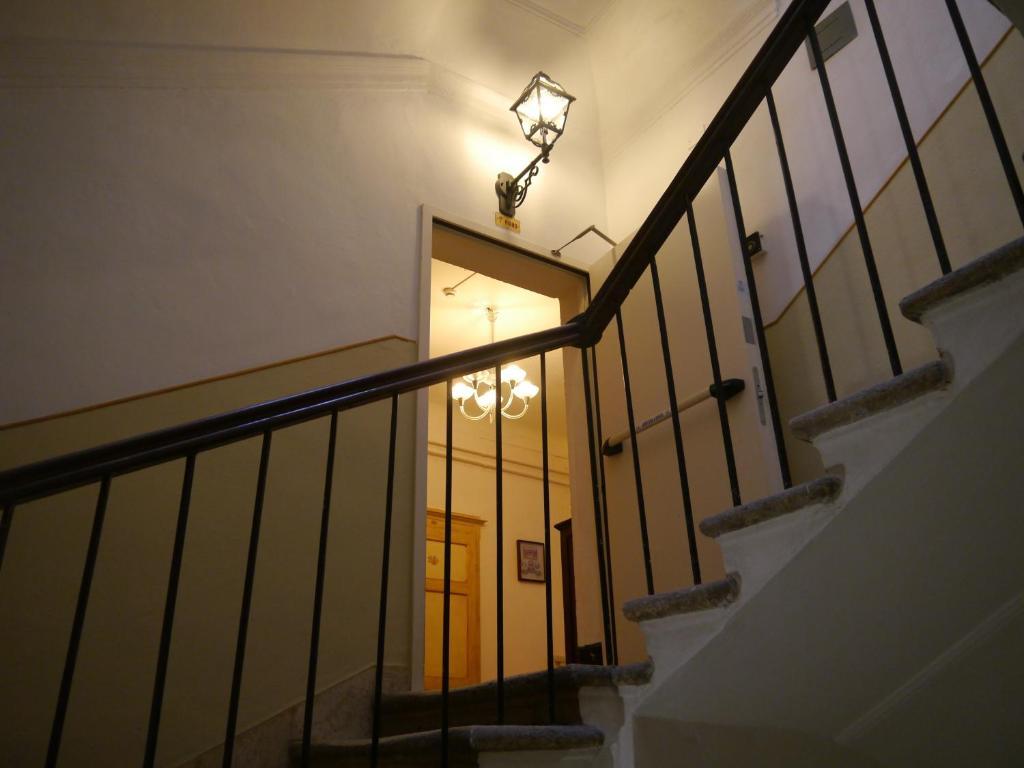 Albergo Tre Donzelle Siena Exterior photo